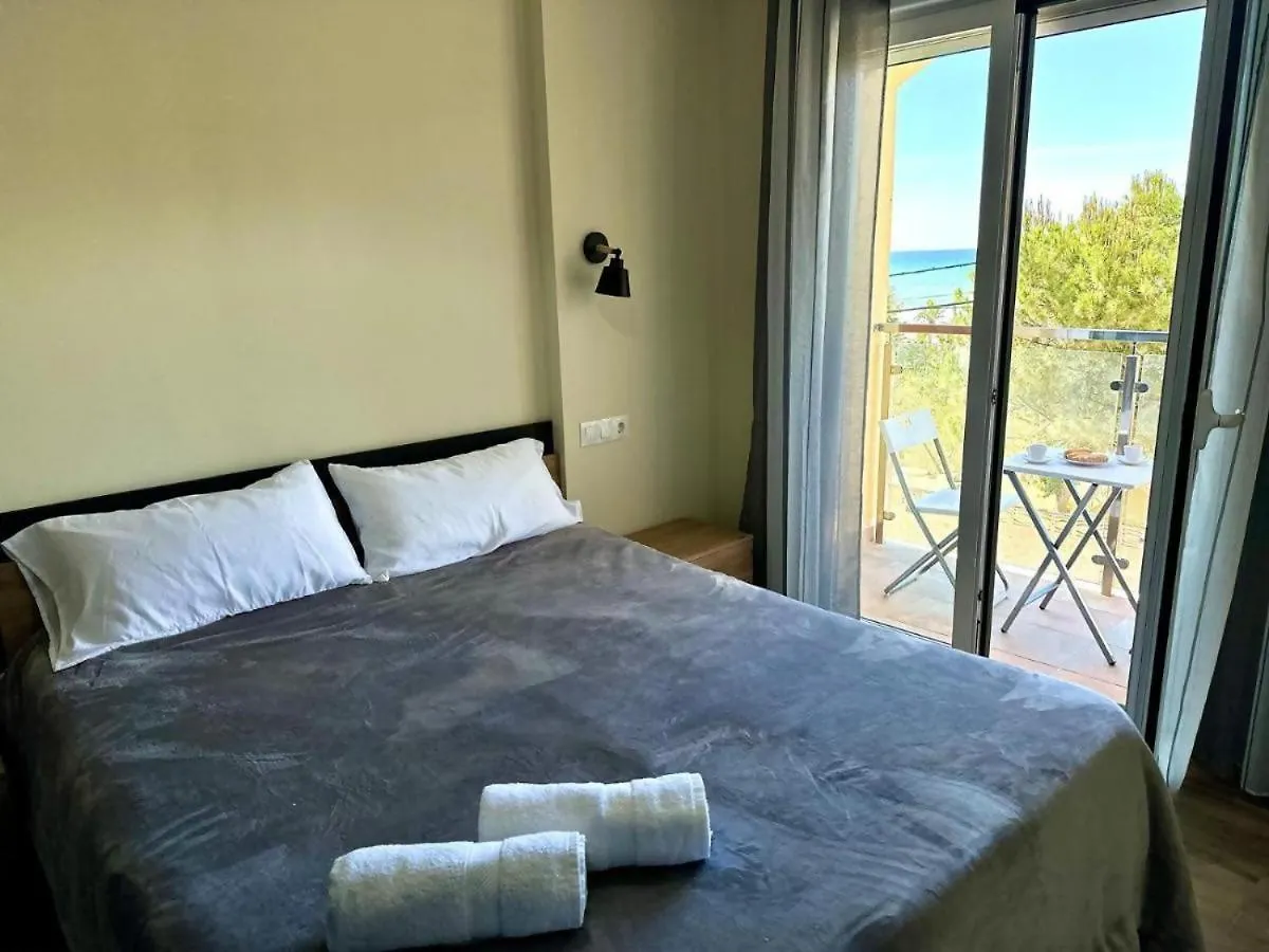 Apartamanto Frente A La Playa Torre De Benagalbon 0*,  Spain